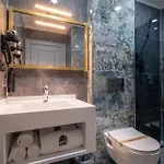 216 Prestige Hotel