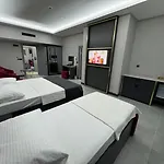 216 Prestige Otel