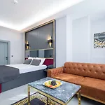 216 Prestige Otel